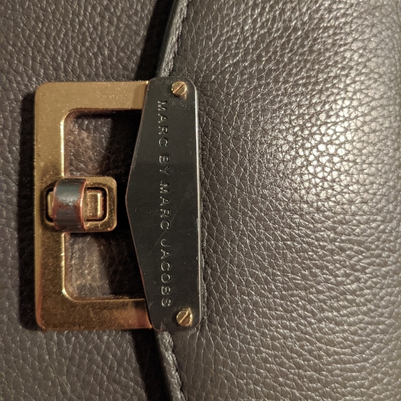 MARC by MARC JACOBS purse - Picture 4 of 5